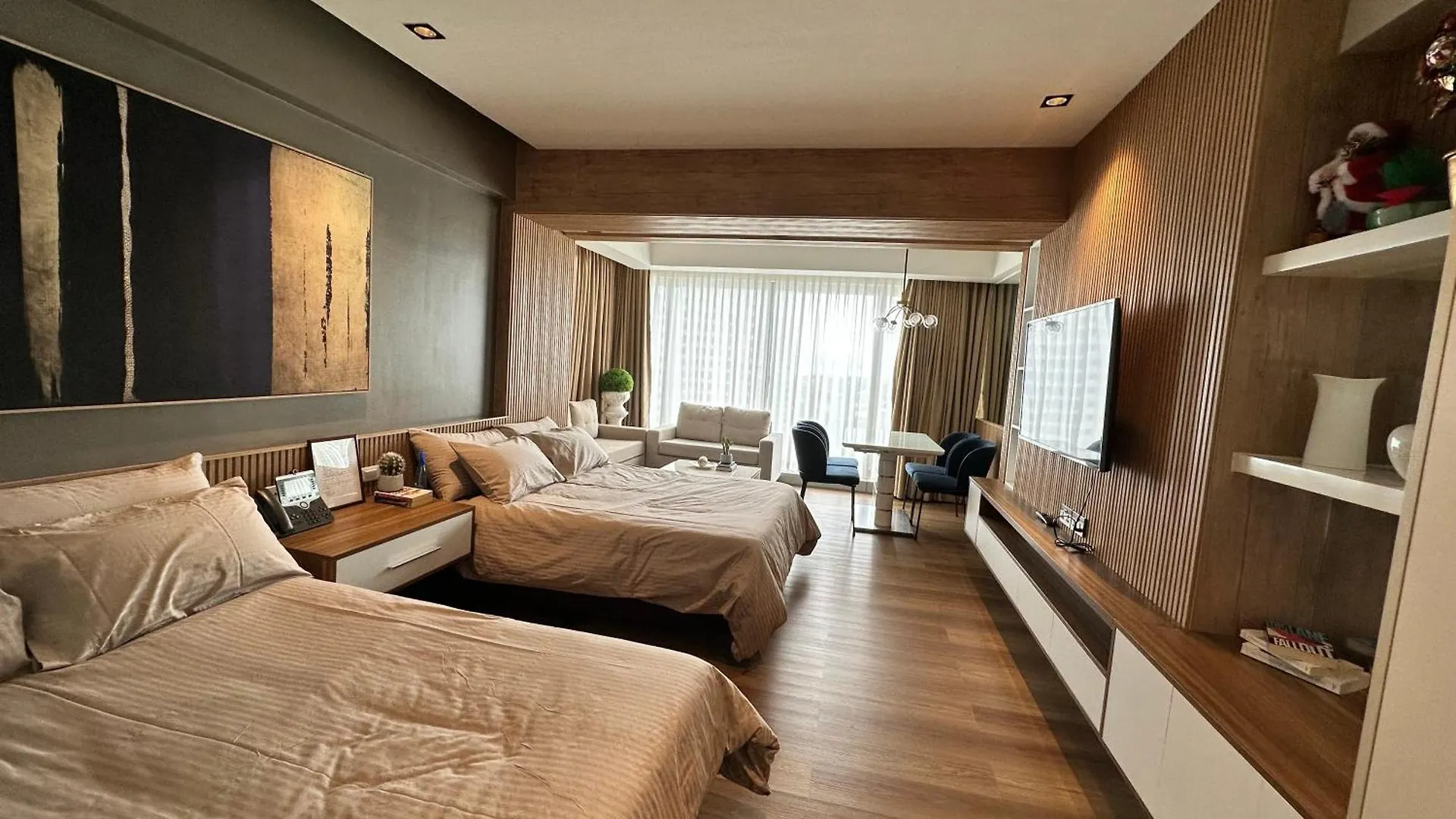 Davao City Spacious Studio-Type Condo Unit הפיליפינים